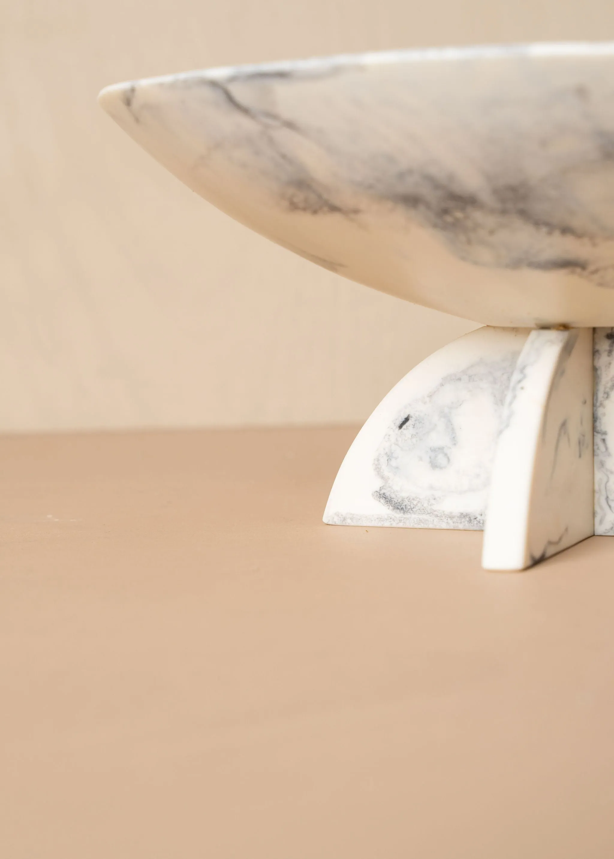 Flow Resin Fruit Bowl | Merle